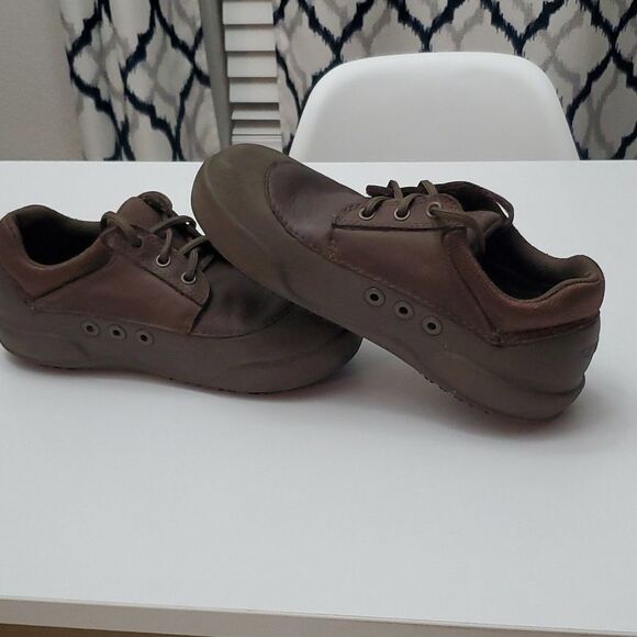 Unisex Crocs, velocity comfort work shoes, lace up. W-8/M-6 - Picture 7 of 9